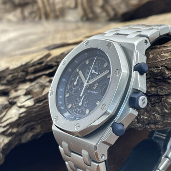 Audemars Piguet - Royal Oak Offshore Chronograph "The Beast" - FULLSET 1997 - Ref. 25721ST.OO.1000ST.01