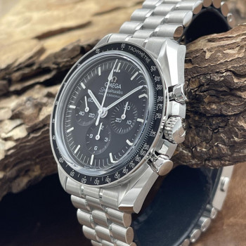 Omega - Speedmaster Professional Moonwatch Sapphire - NEW GOODS - FULLSET 2026 German - Ref. 31030425001002
