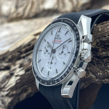 Omega - Speedmaster Professional Moonwatch Sapphire - NEW GOODS - FULLSET 2026 German - Ref. 31032425004001