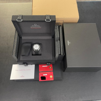 Omega - Speedmaster Professional Moonwatch Sapphire - NEW GOODS - FULLSET 2026 German - Ref. 31032425004001