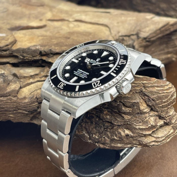 Rolex Submariner No Date -ungetragenes Full-Set 2021 - Ref. 124060