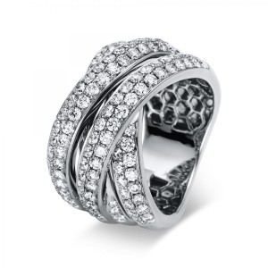 Ring 18 ct white gold with 120 brilliants ca. 2,44 ct, size 55