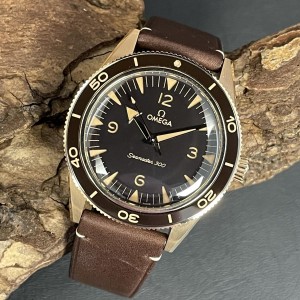 Omega Seamaster 300 Co-Axial Master Chronometer Bronze Ref. 23492412110001
