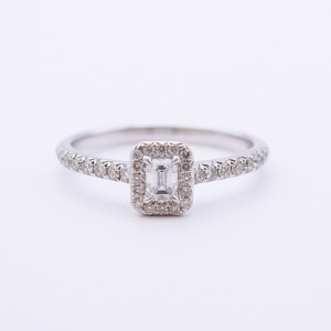 Ring 18kt mit ca. 0,55 ct Brillanten