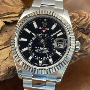 Rolex - Oyster Perpetual Sky-Dweller - LC 100 - Box & Papiere - Ref. 326934