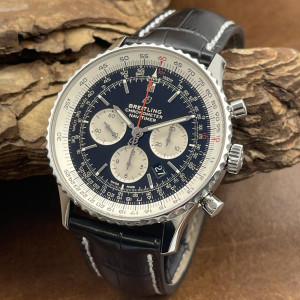 Breitling - Navitimer B01 Chronograph 46 - Full Set 2021