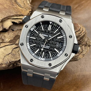 Audemars Piguet - Offshore Diver - FULLSET 2015 - Ref. 15703ST.OO.A002CA.01