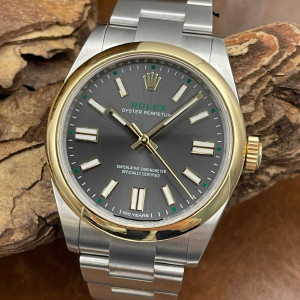 Rolex - Oyster Perpetual 41 "100-jähriges Jubiläum" - Box & Papiere - Ref.: 134303