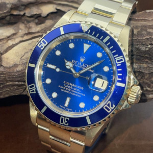 Rolex - Submariner Date - 750 Gelbgold - FULLSET 2004 - Ref. 16618