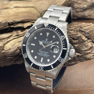 Rolex - Submariner Date - FULLSET 2006 - Ref. 16610