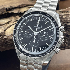 Omega - Speedmaster Professional Moonwatch Sapphire - NEW GOODS - FULLSET 2026 German - Ref. 31030425001002