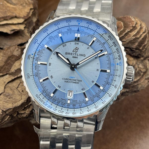 Breitling - Navitimer Automatic GMT 41 - VERKLEBT - FULLSET 2026 - Ref. A32310171C1A1