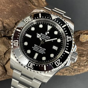 Rolex Sea-Dweller Deepsea Ref. 126660 - Full Set -